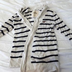 Hollister sweater, size S